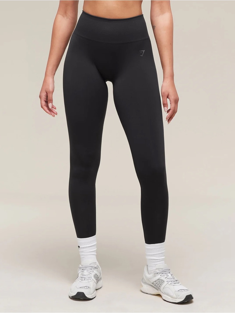 Gymshark Everyday Seamless Legging in Black Women’s Size Medium